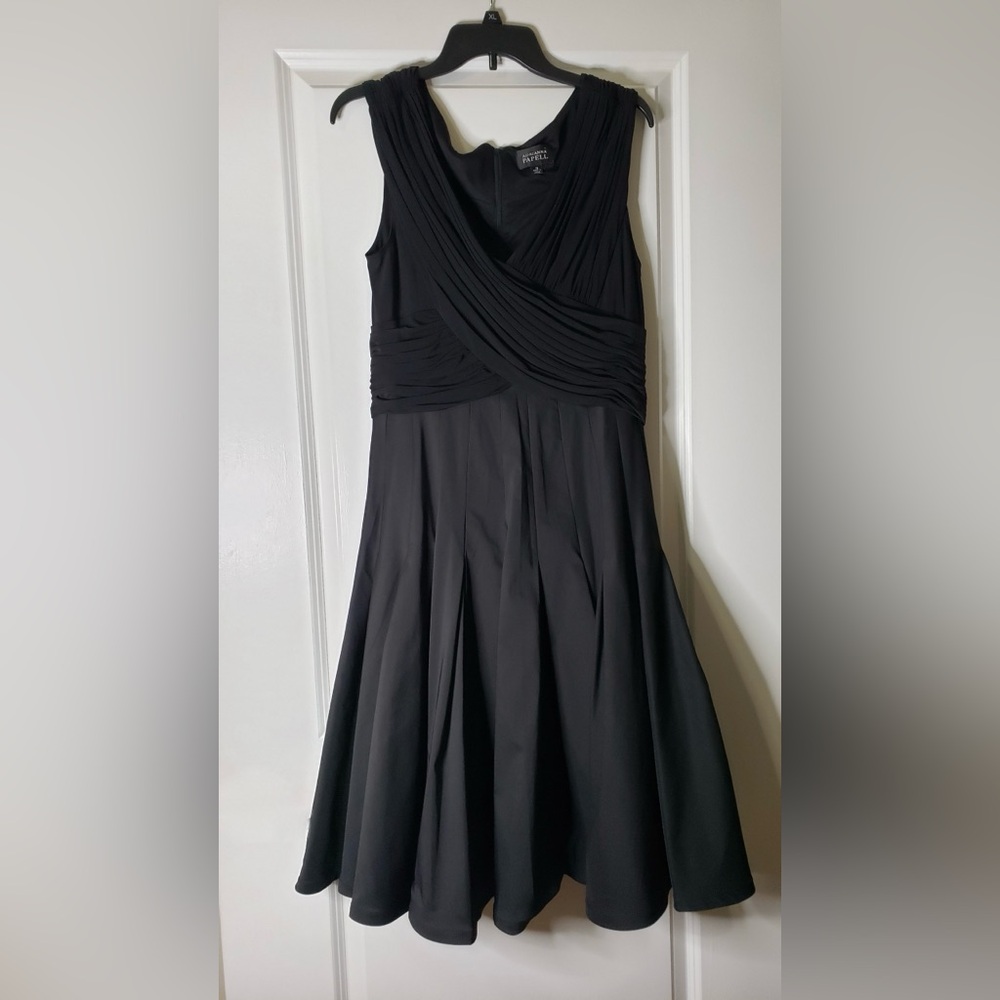 Adrianna Papell Black Sleeveless Dress